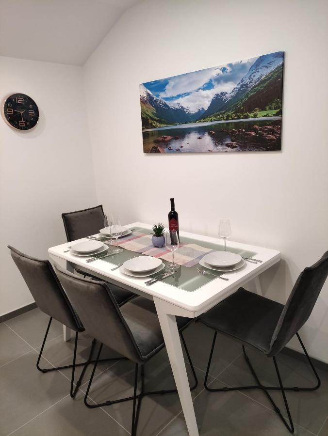 Mira 2 Apartment Zagvozd