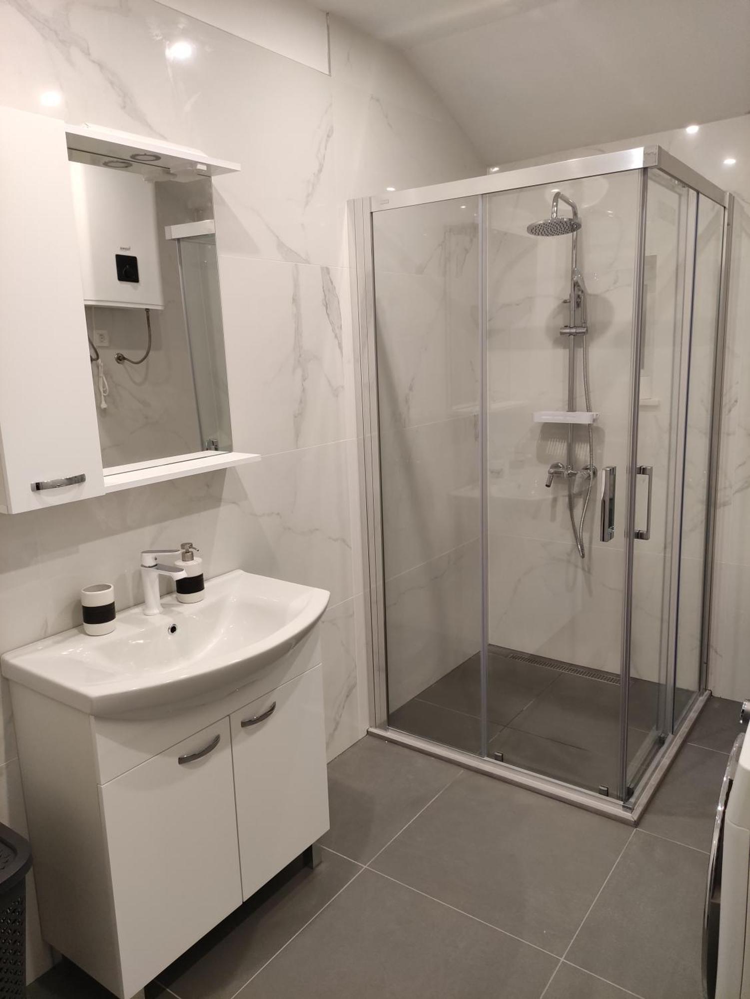 Apartment Mira 2